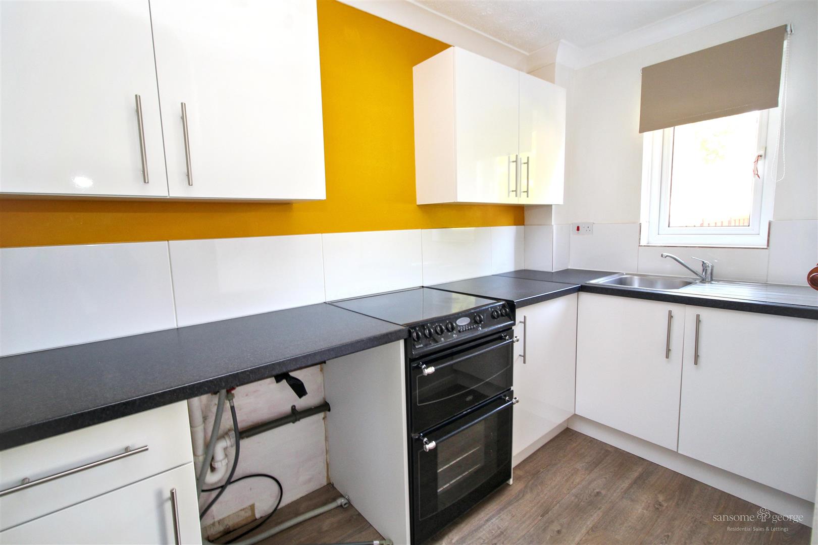 Caistor Close, Calcot, Reading